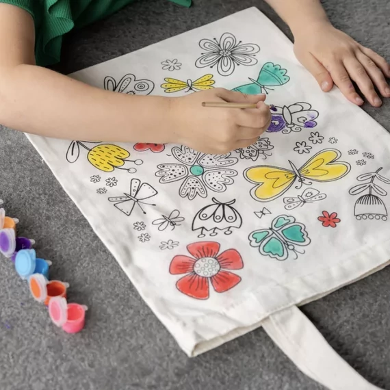 kifestheto-pillangos-vaszontaska